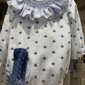 Ranita niño con cuello frunces